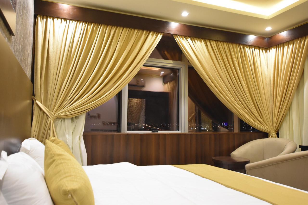 Burj Al Faris Hotel Apartments เจดดาห์ ภายนอก รูปภาพ