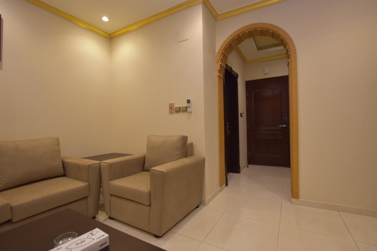 Burj Al Faris Hotel Apartments เจดดาห์ ภายนอก รูปภาพ