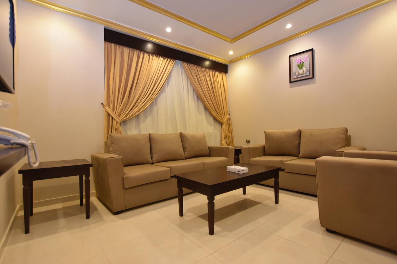 Burj Al Faris Hotel Apartments เจดดาห์ ภายนอก รูปภาพ