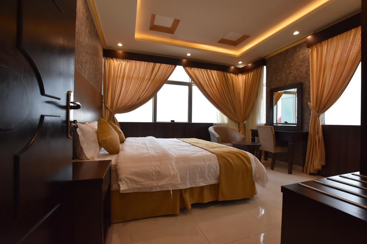 Burj Al Faris Hotel Apartments เจดดาห์ ภายนอก รูปภาพ