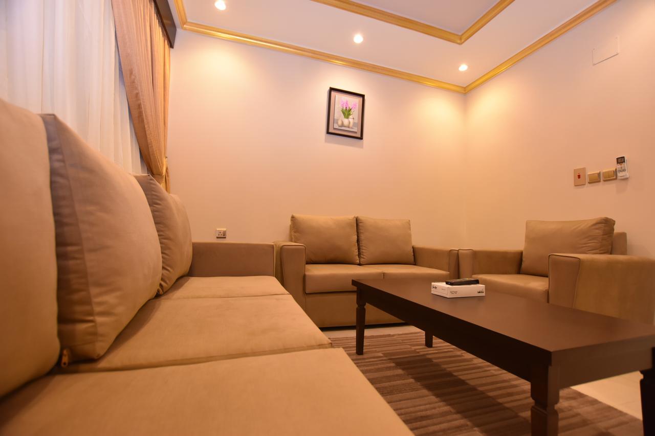 Burj Al Faris Hotel Apartments เจดดาห์ ภายนอก รูปภาพ